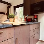 Tiny House - La De Tom *