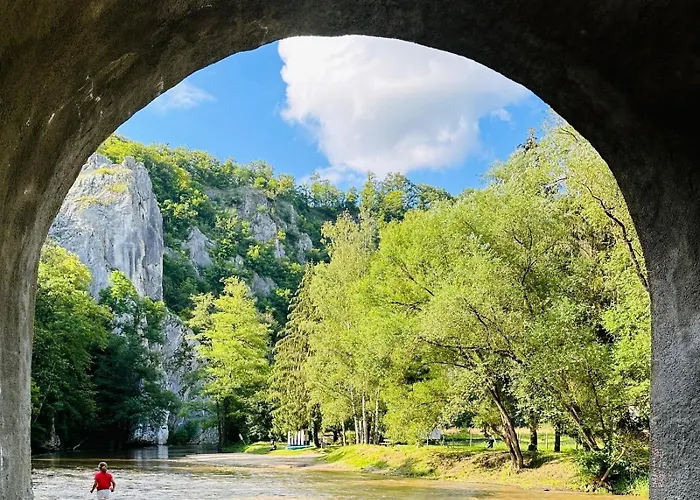 Tiny House - La De Tom